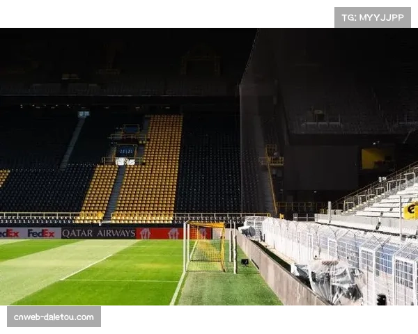 多特蒙德主场伊杜纳信号公园启动看台安全升级工程