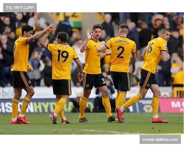 德勤报告：英超20队本赛季总收入预计将历史性突破70亿英镑